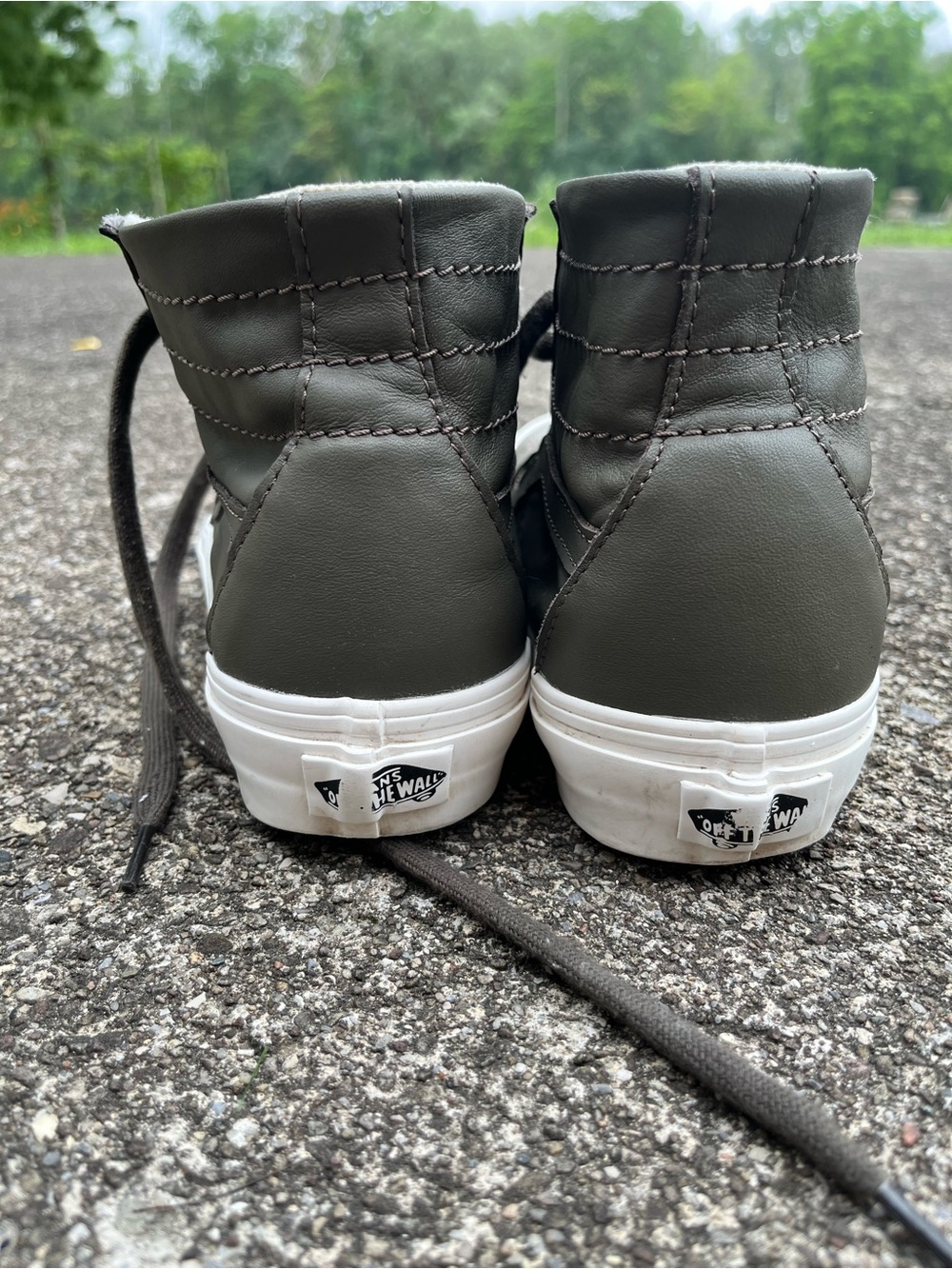Vans High-Top Sneakers in Olive Green and White - Picture 3 of 8